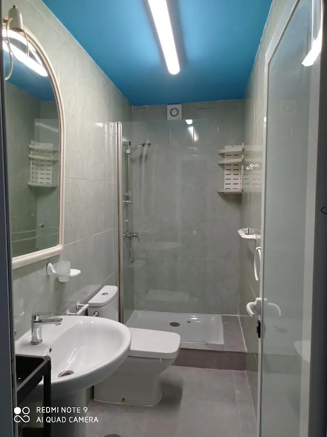 Clark Suites Habitaciones 0*, Τορρεμολίνος Ισπανία
